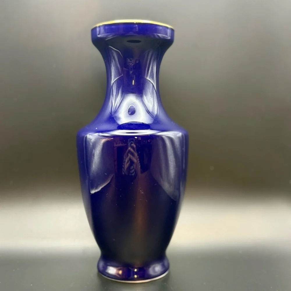Vintage Cobalt Blue Asian Satsuma Style Vase Pheasants Gold Accents 10” Tall